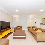 Apto Amplo 1Suite Mais 2Quartos - Quadra Mar 50M Da Praia - Somente Familiares