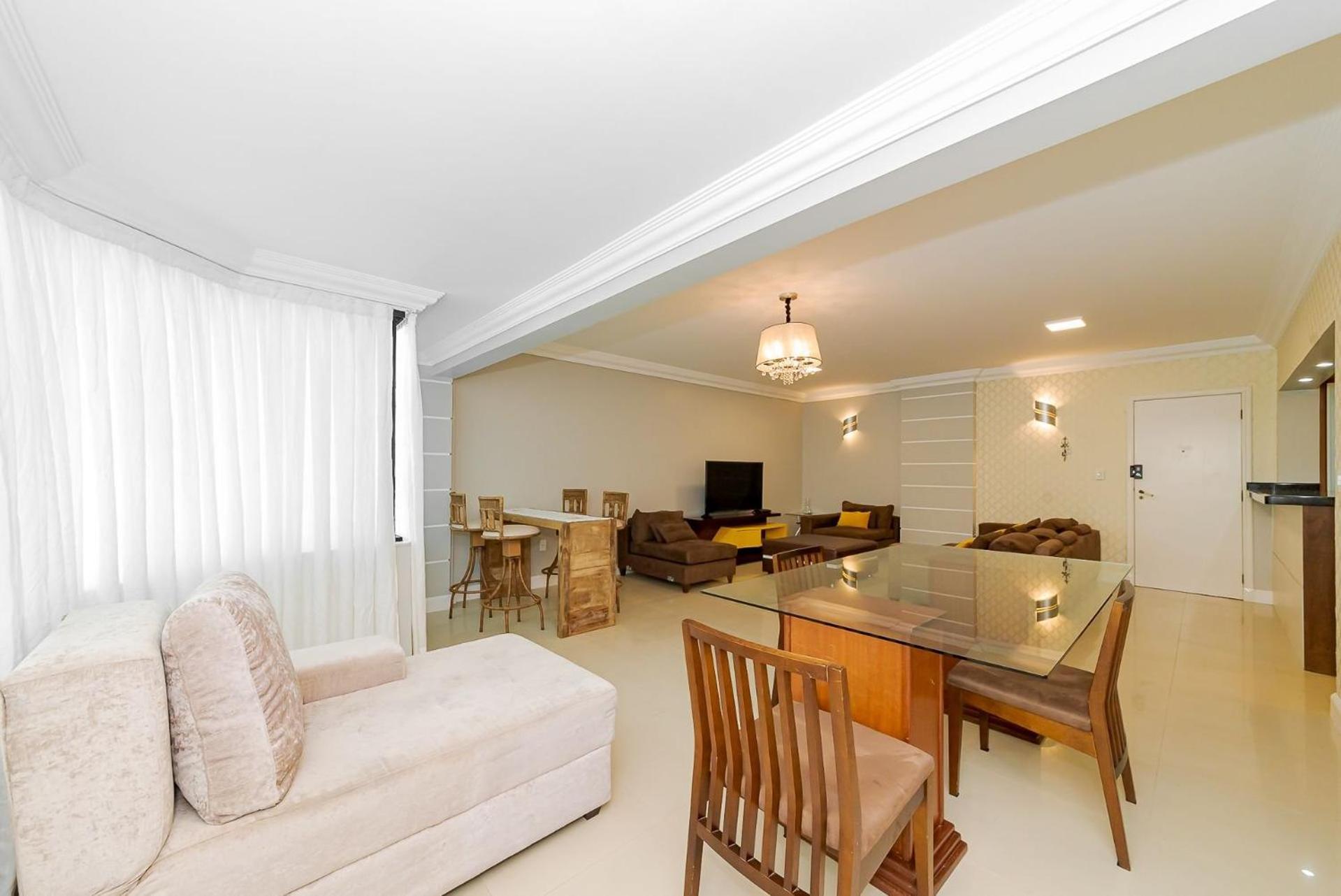 Apartment Apto Amplo 1suite 2quartos - Quadra Mar 50m Da - Somente Familiares Balneario Camboriu